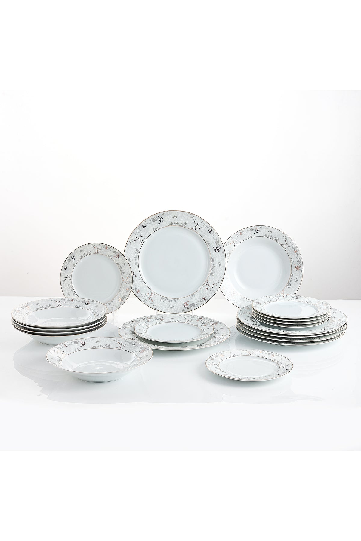 Serviciu de Masă 6persoane Golden Blossom din Porțelan,18 Piese,Design Floral Bogat cu Detalii Aurii