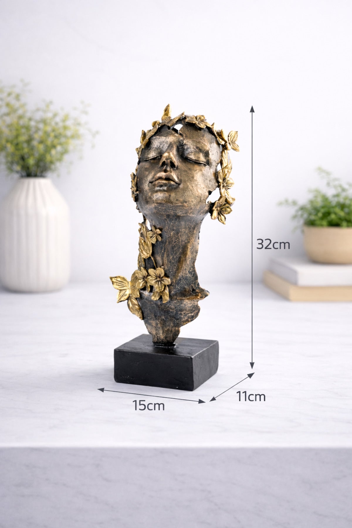 Statuetă Decorativă "Floral Grace" cu Bust Feminin și Accente Aurii – 32 cm