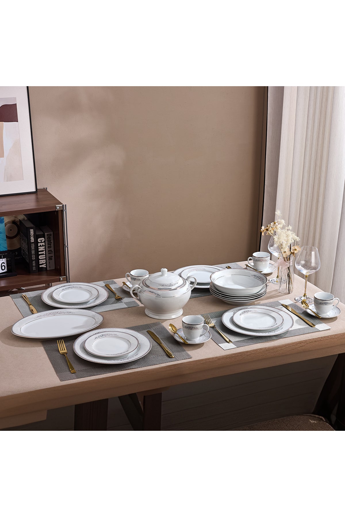Serviciu de Masă 12 Persoane Silver & Gold Filigree din Porțelan 64 Piese, Design Baroc Bicolor