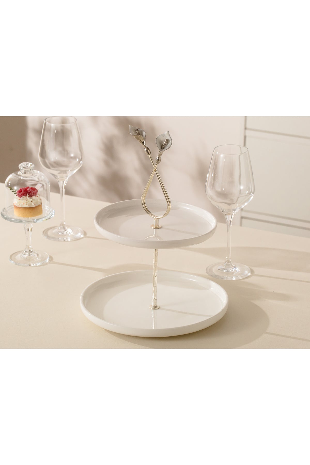 Platou etajat rotund Candy Bar din Porțelan cu Suport Metalic - 31.5 cm