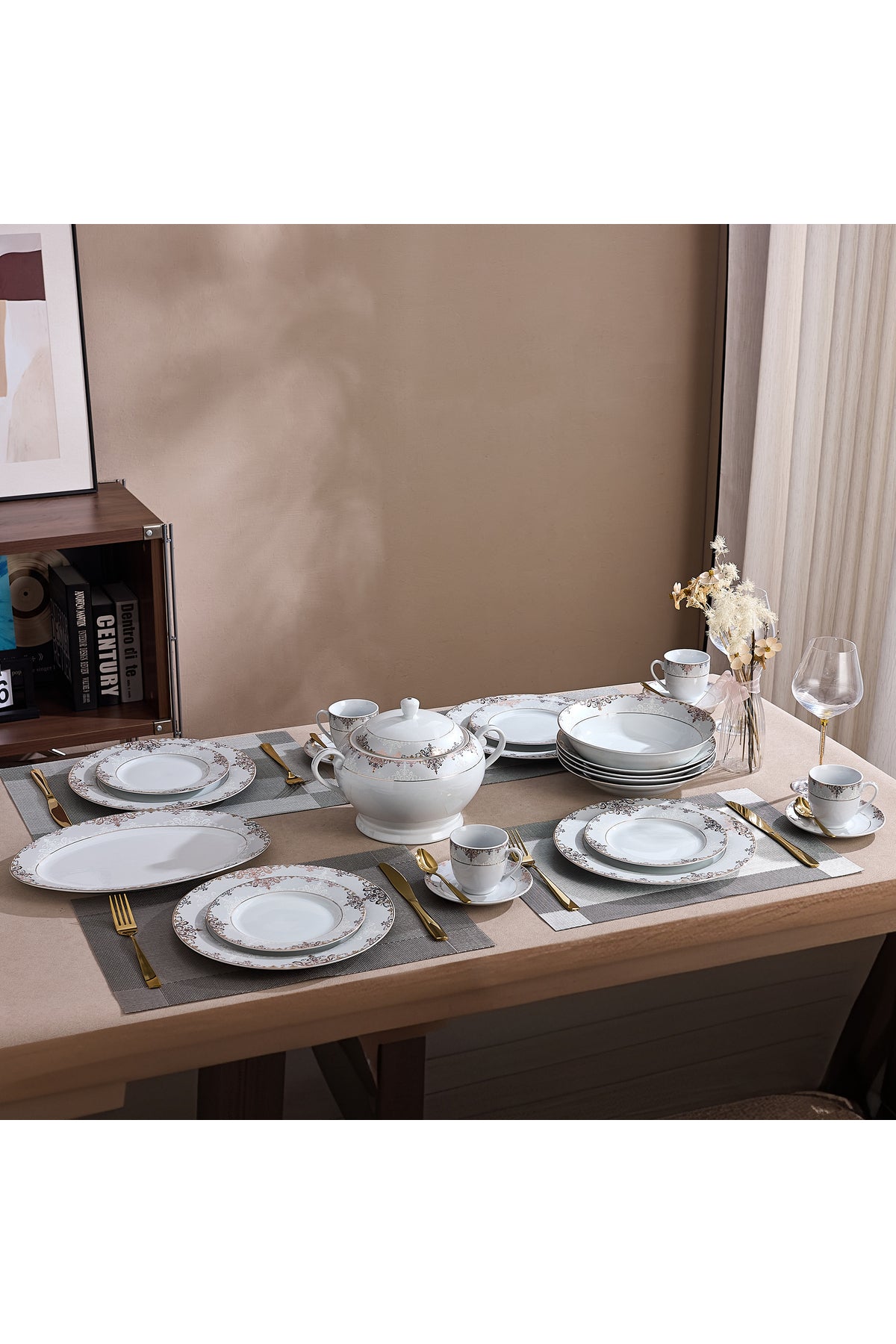 Serviciu de Masă 12 Persoane Imperial Gold Medallion din Porțelan , 64 Piese, Design Baroc Regal