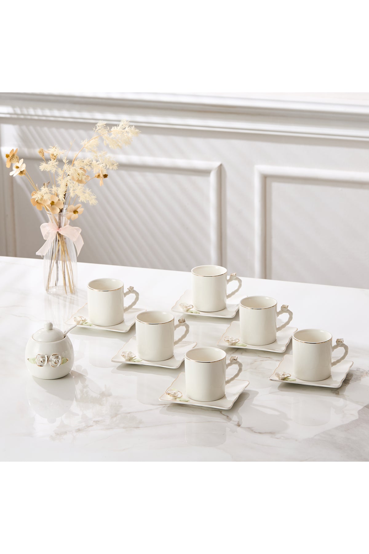 Set 6 Cești de Cafea din Porțelan cu Farfurioare și Zaharniță, 180 ml - Detalii Florale