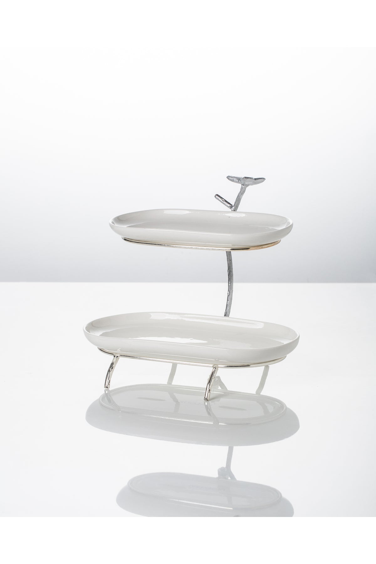 Platou etajat oval Candy Bar din Porțelan cu Suport Metalic Argintiu - 25.9 cm
