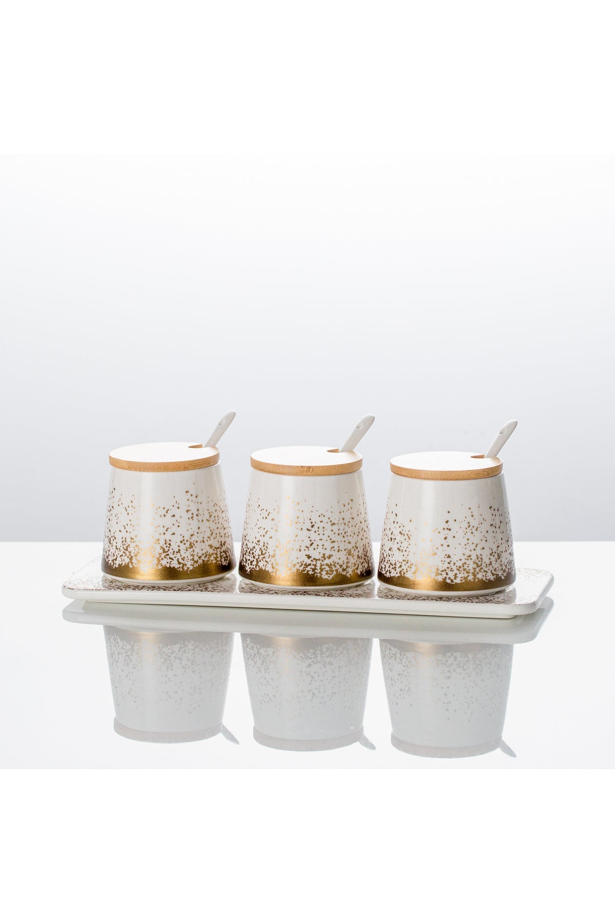 Set 3 Recipiente Condimente din porțelan, Capace Bambus și Tavă suport - Snowing Collection