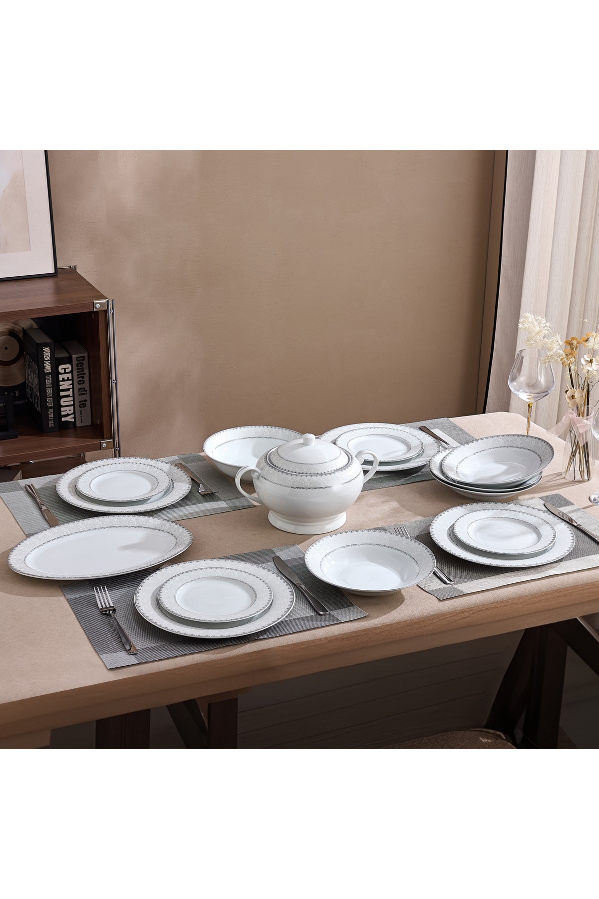 Serviciu de Masă 12 Persoane Silver Lace Heritage din Porțelan , 40 piese, Design Broderie Clasică