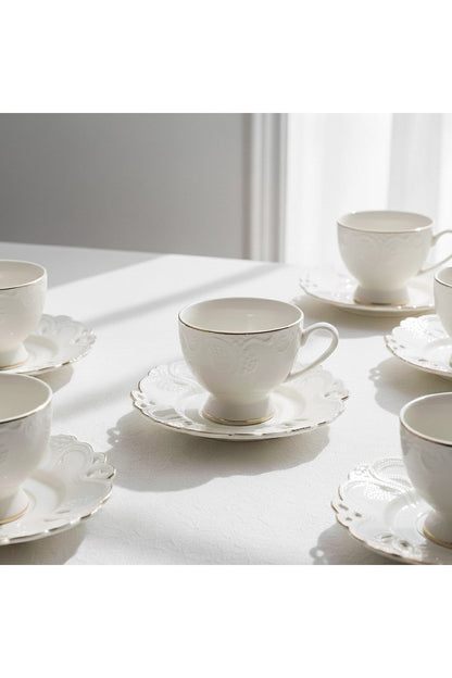 Set de 2 cești cu 2 farfurioare, portelan, 180 ml - Model alb dantelat
