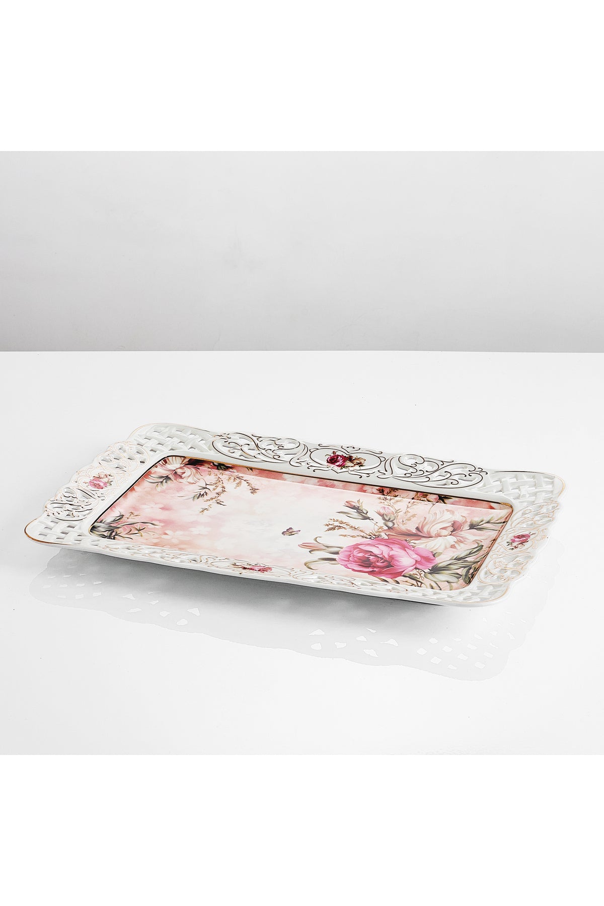 Tavă servire porțelan model floral vintage, margini dantelate decupate, 36 x 23 cm