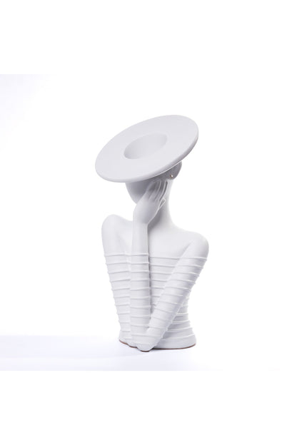 „Silent Elegance” – Statuetă modern-minimalistă cu pălărie – 27 cm
