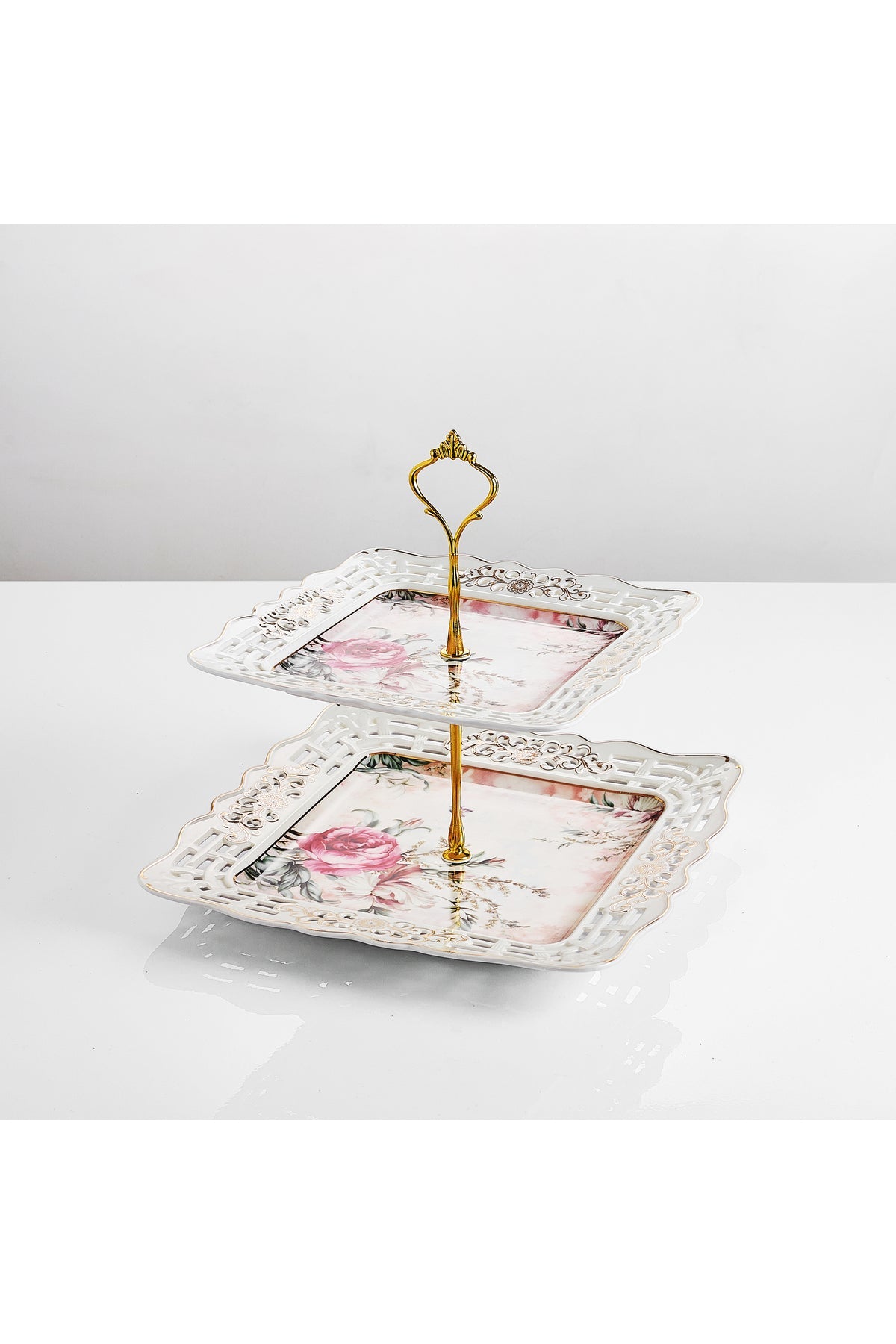 Platou etajat 2 niveluri porțelan, model floral vintage, tijă metalică aurie