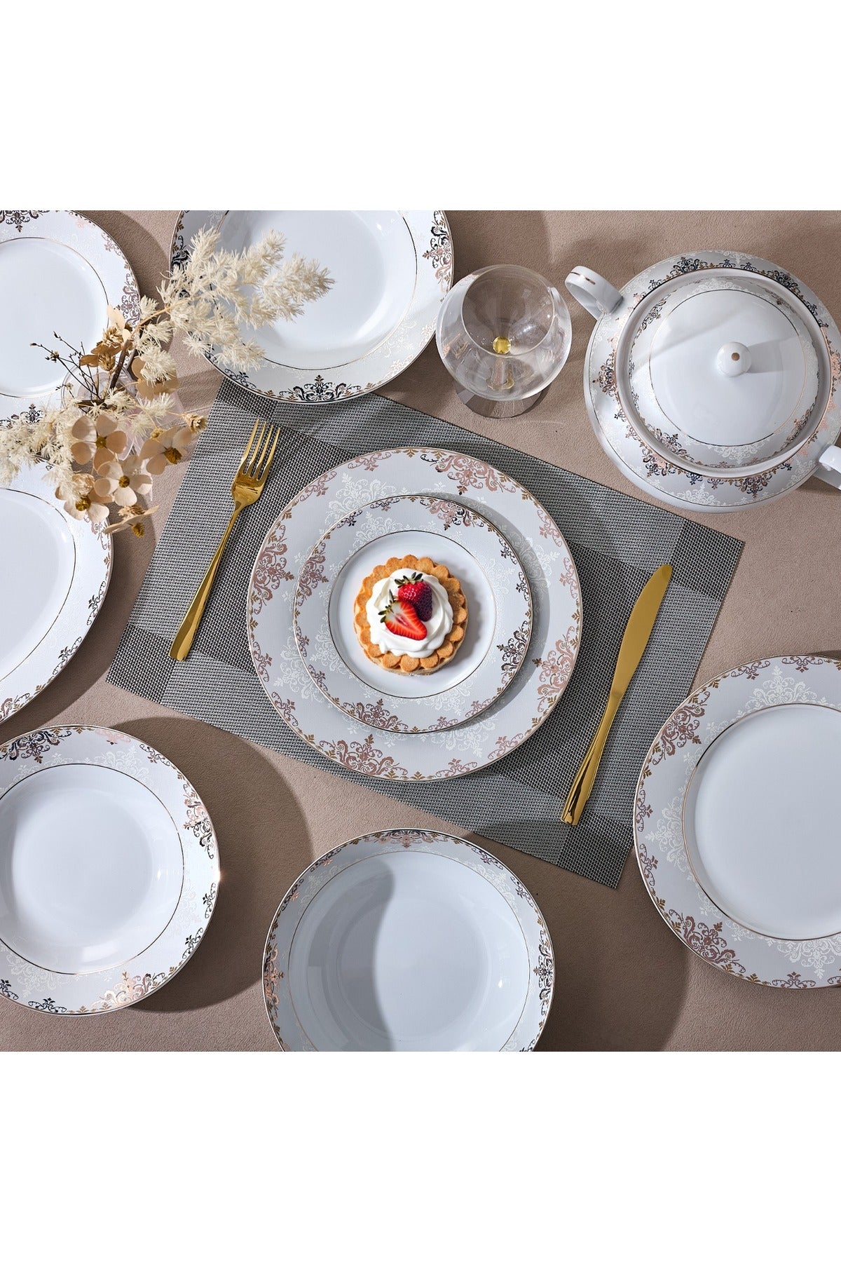 Serviciu de Masă 6 persoane Imperial Gold Medallion din Porțelan , 30 piese, Design Baroc Regal