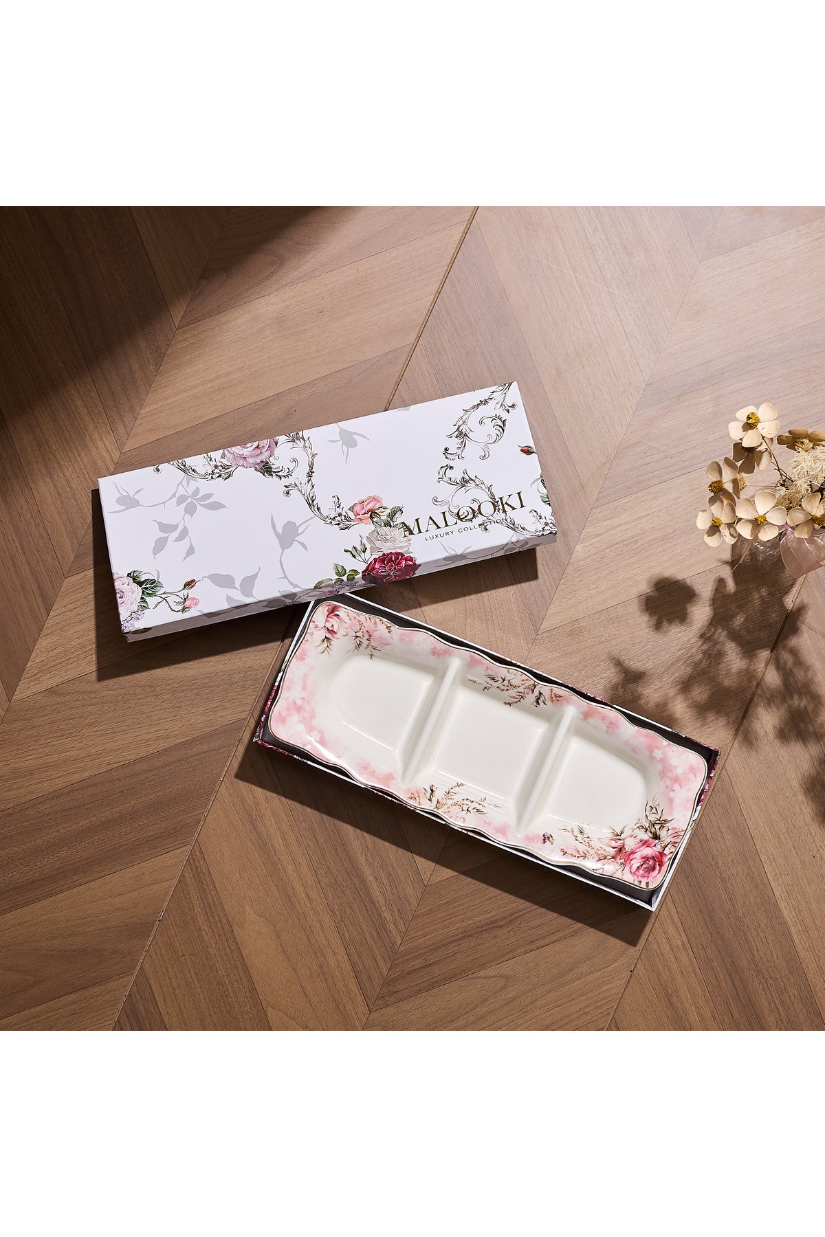 Platou compartimentat 3 secțiuni porțelan model floral vintage, 27 x 14.5 cm