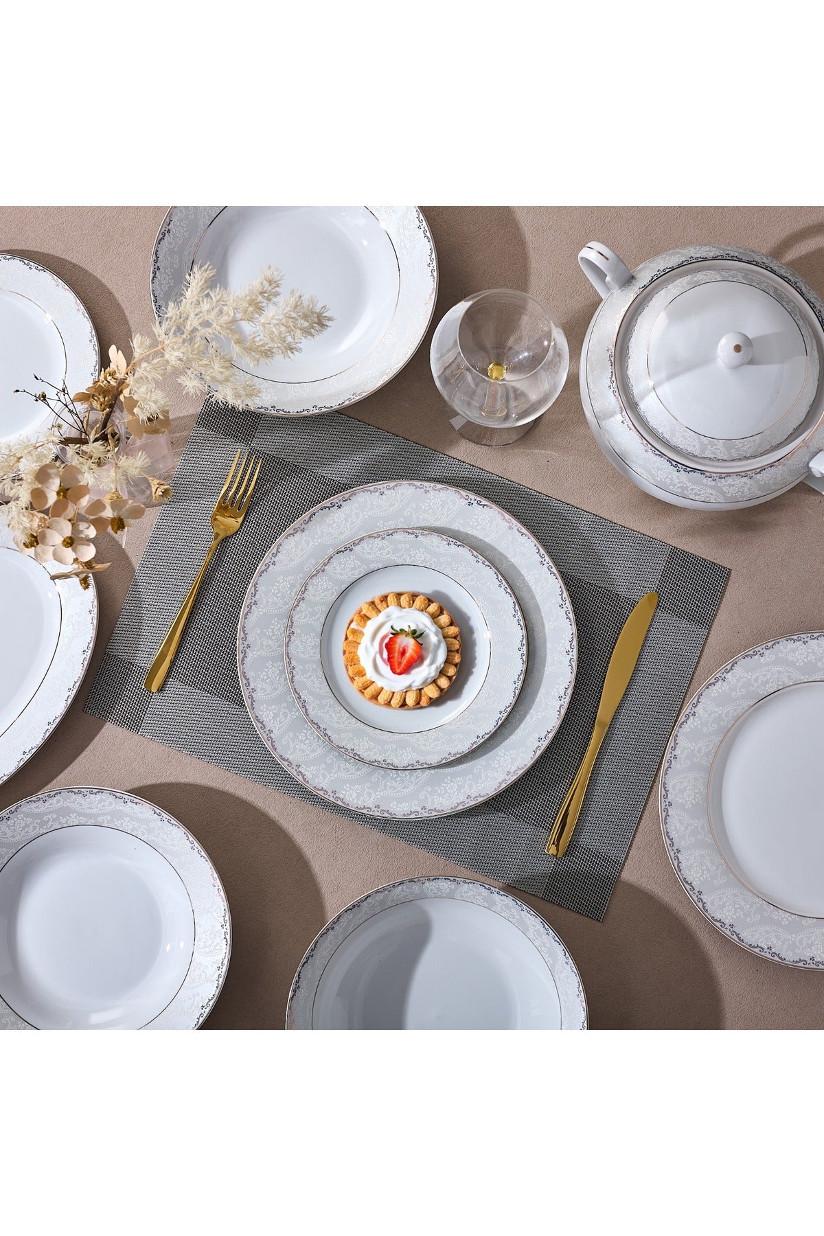 Serviciu de Masă 6 persoane Golden Heritage din Porțelan, 18 Piese, Design Clasic Oriental Auriu