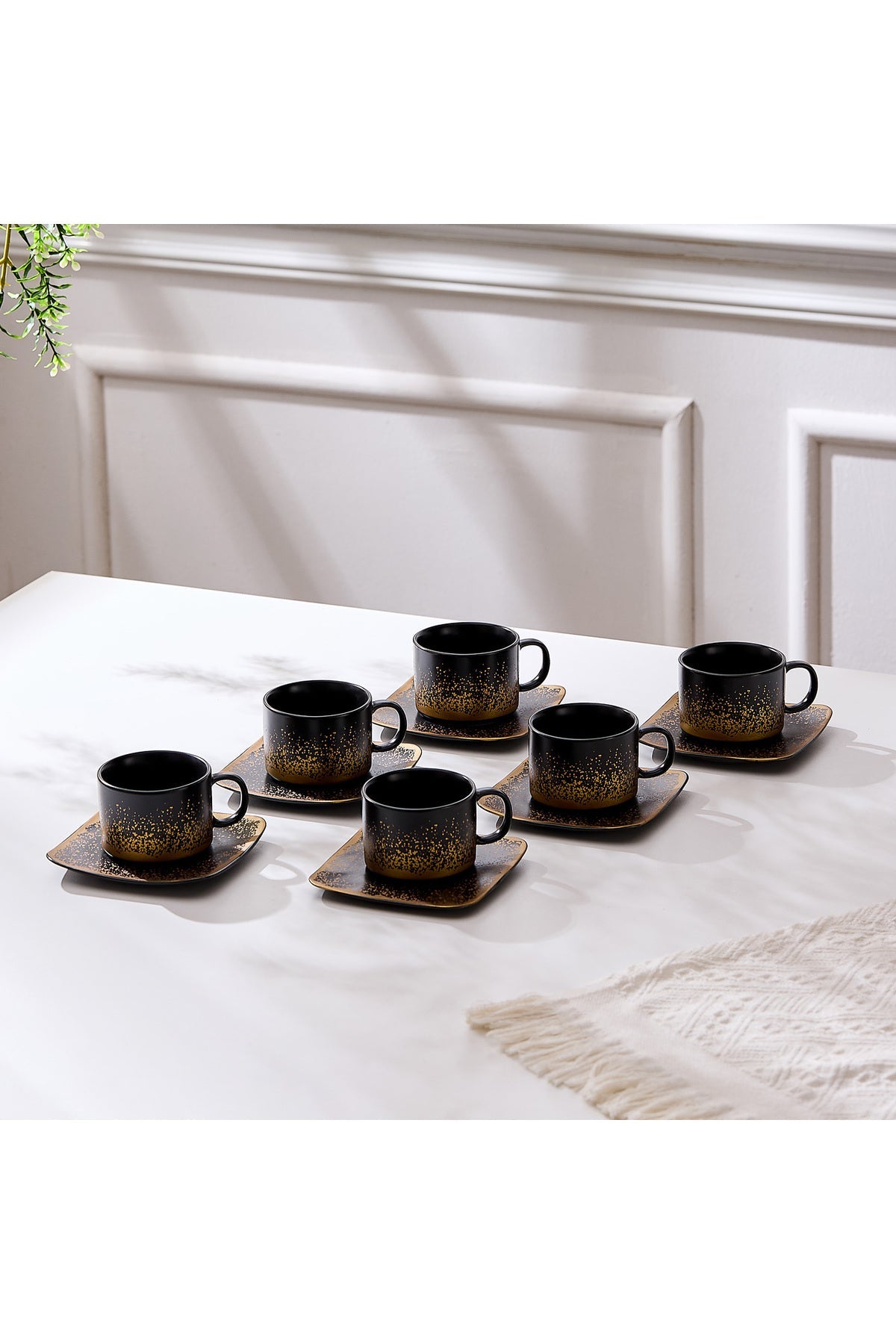 Set de 6 cești cu 6 farfurioare, 180 ml - Negru - Snowing Collection