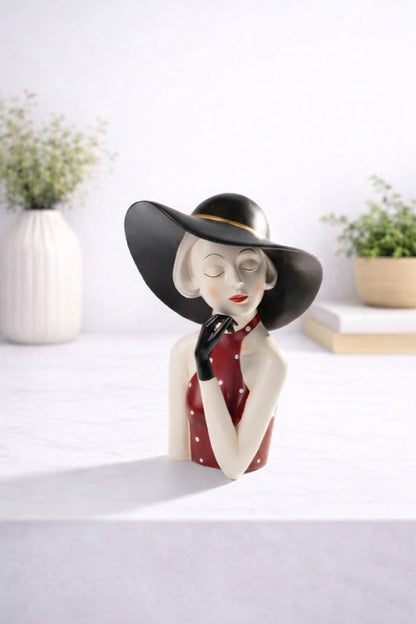 Statuetă decorativă femeie elegantă cu pălărie neagră - 27 cm