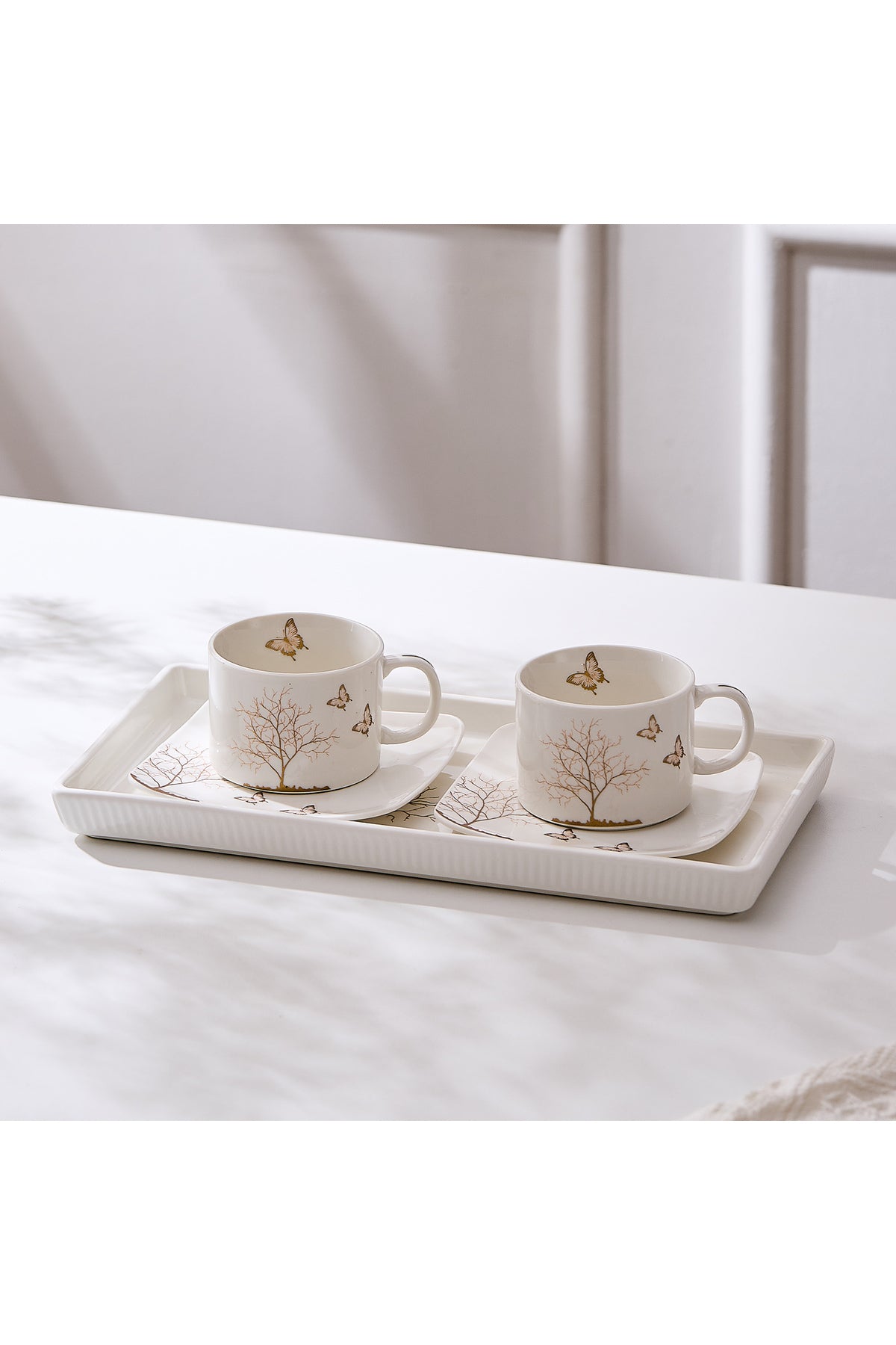 Set 2 cești cu 2 farfurioare și platou din porțelan, 180 ml - LIFETREE collection
