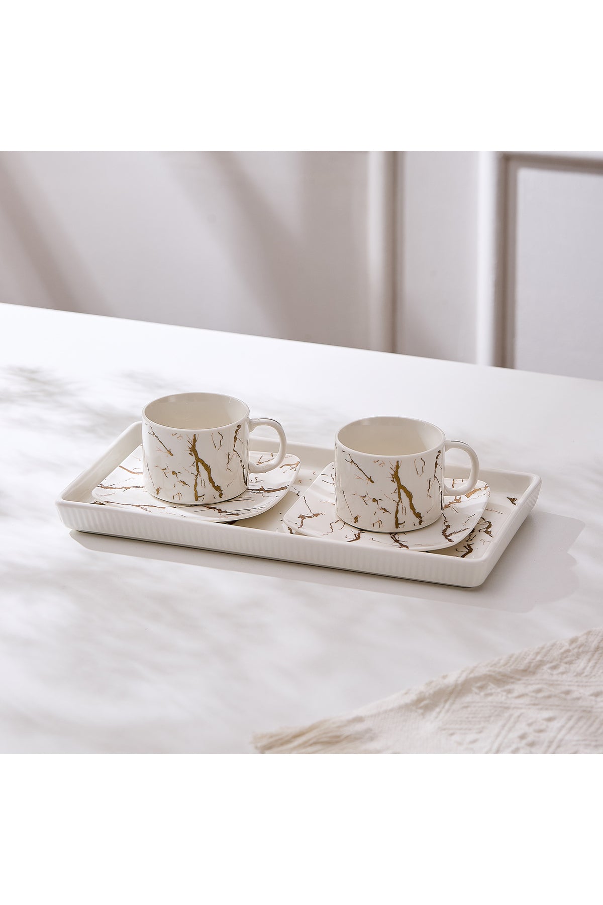 Set 2 cești cu 2 farfurioare și platou din porțelan, 180 ml - Marble collection